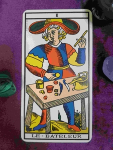 le-bateleur-numero-1-tarot-carte